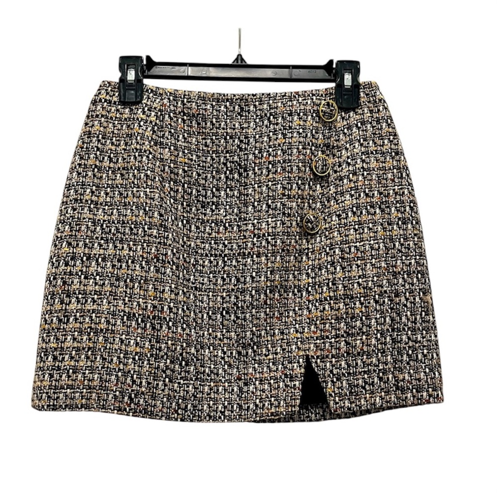 NWT Gianni Bini Chic Tweed Skirt with Button Detail Size 4